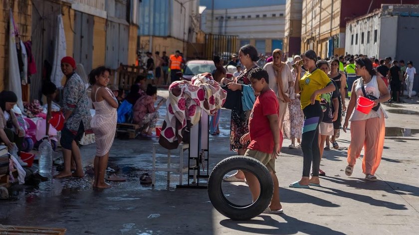 Spanje verzorgt opvangplekken voor migranten in Ceuta
