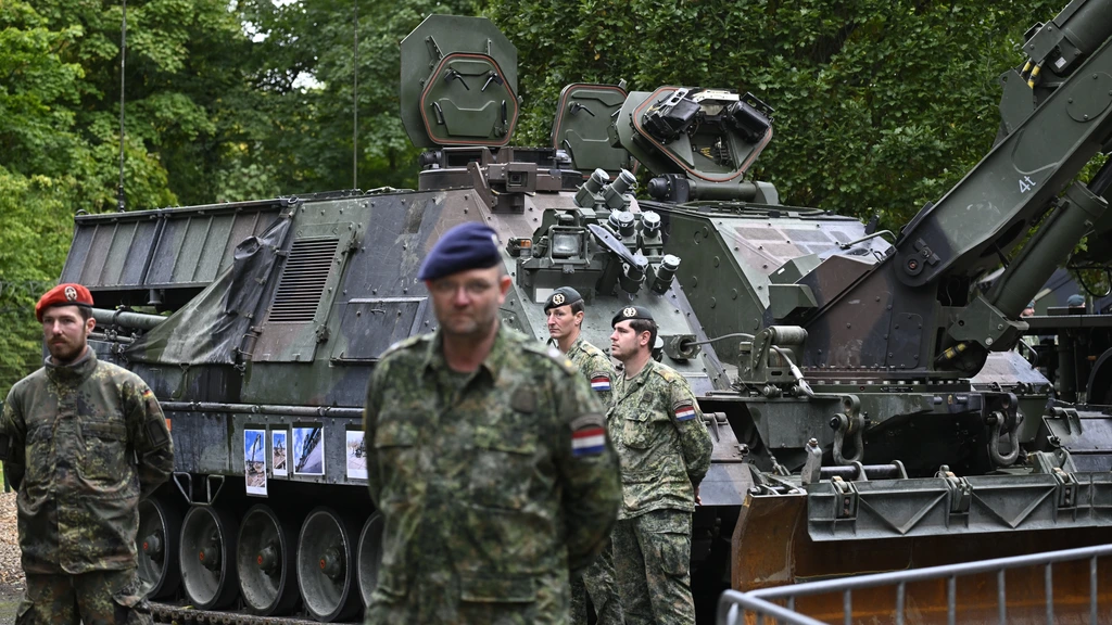 Nederland en Duitsland sturen militairen naar Estland voor nieuw NAVO-hoofdkwartier