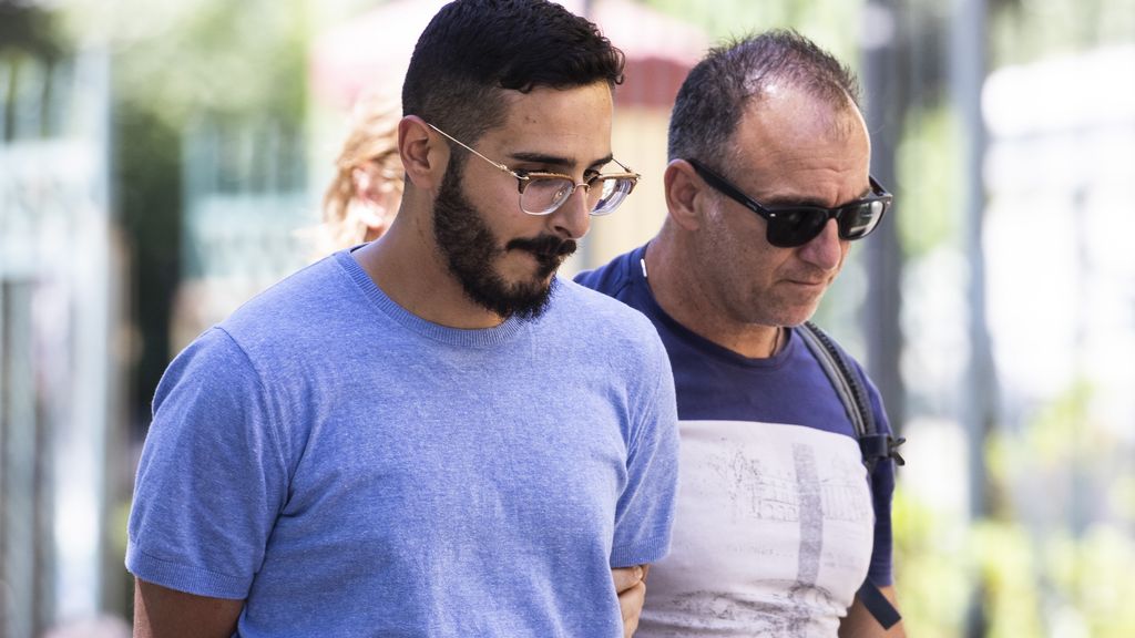 Oplichter bekend als 'Tinder Swindler' gearresteerd op Georgische luchthaven