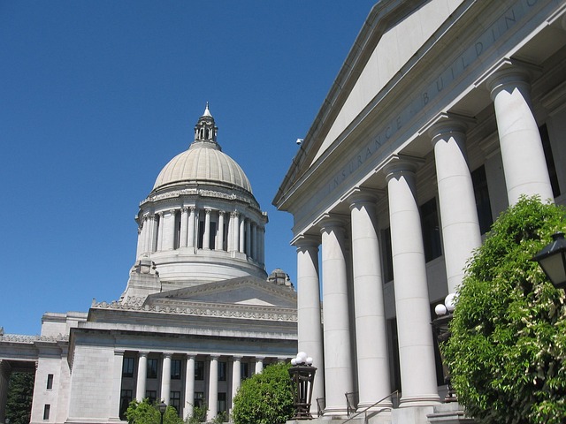 Senate adopts resolution to withhold senators' pay during shutdowns