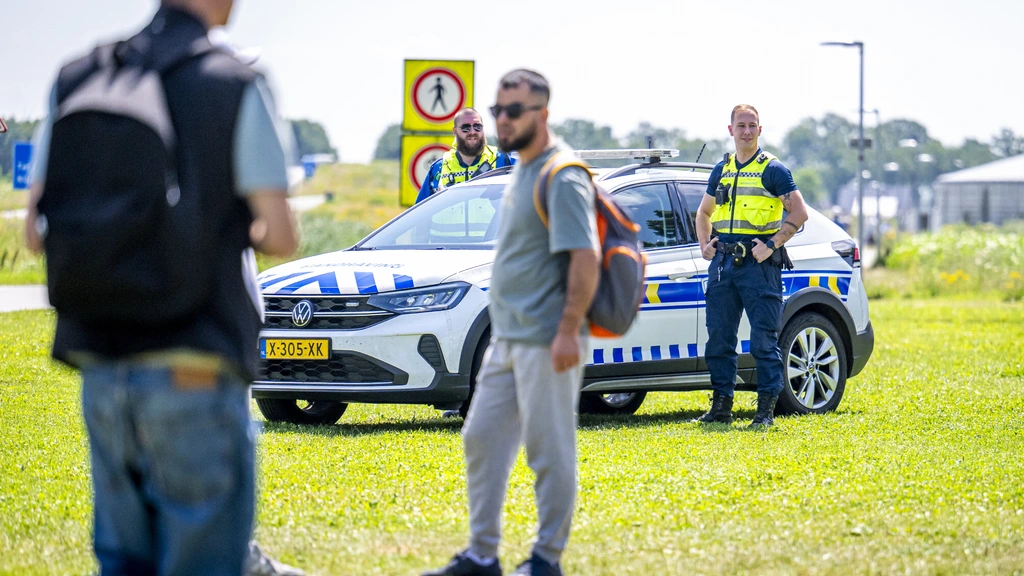Terrein rond aanmeldcentrum Ter Apel veiligheidsrisicogebied, Rode Kruis hervat werk
