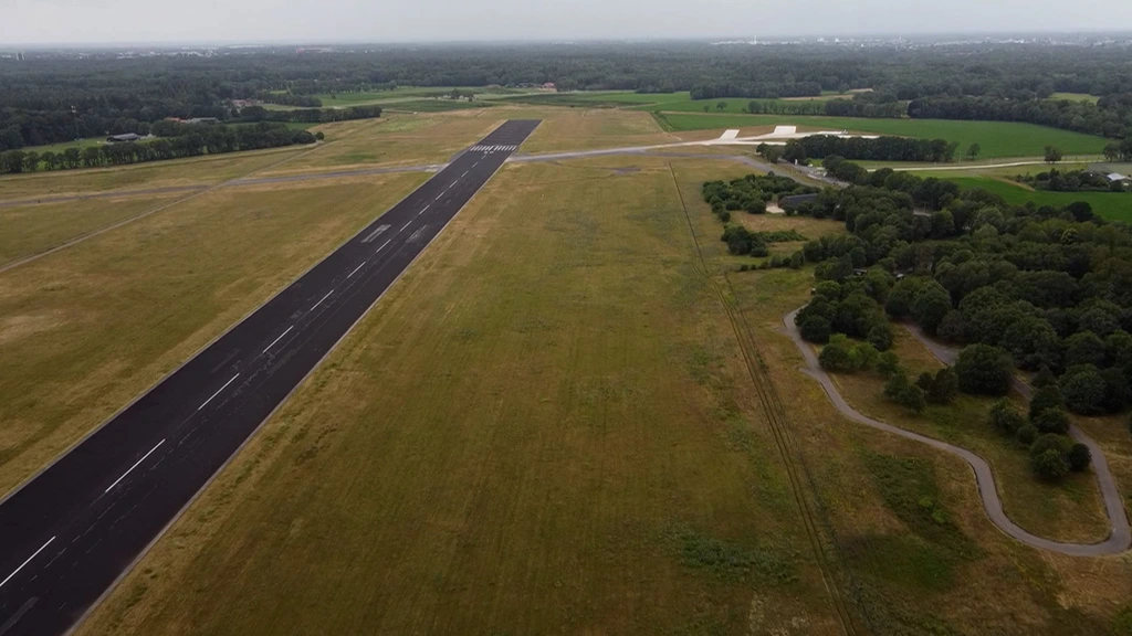 Verlieslijdend Twente Airport gaat definitief naar groep regionale ondernemers