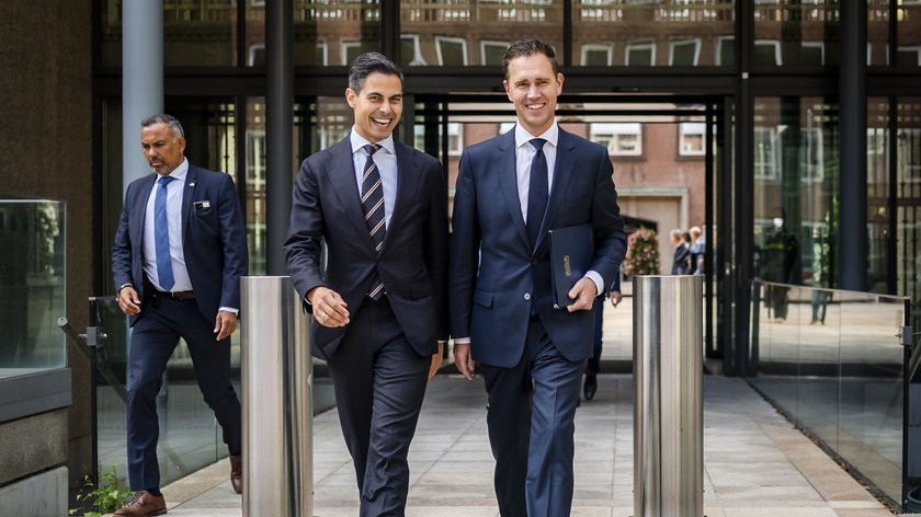 Kabinet verbouwt coalitieakkoord fors, maar oppositie is niet onder de indruk