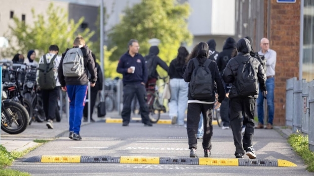 Weer verdachte opgepakt voor mishandeling bij ruzie jeugdgroepen