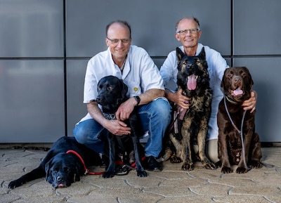 Hoe twee chirurgen door dierenkwaal mensen helpen: 'Elke hondeneigenaar kent heupdysplasie'