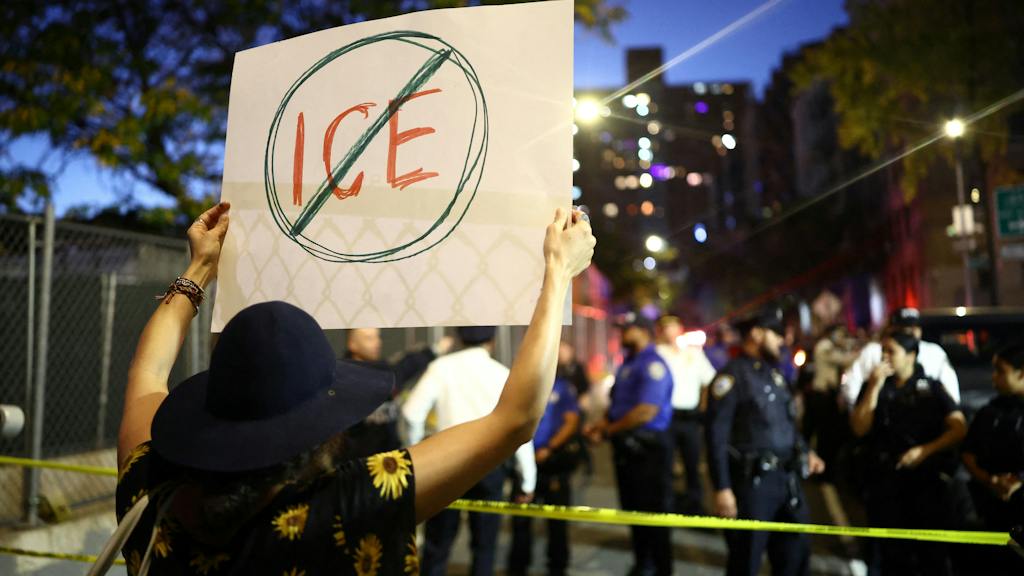 ICE onder vuur na schietpartij New York, burgemeester eist vertrek uit stad