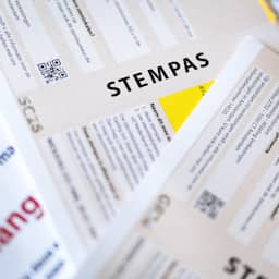 Stempassen gemeenteraadsverkiezingen op meerdere plekken niet goed bezorgd