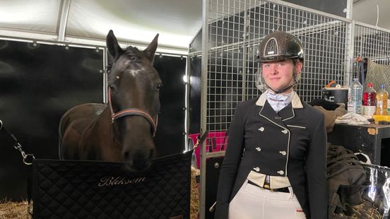 Droom komt uit: 15-jarige Roxane debuteert internationaal met pony Bliksem