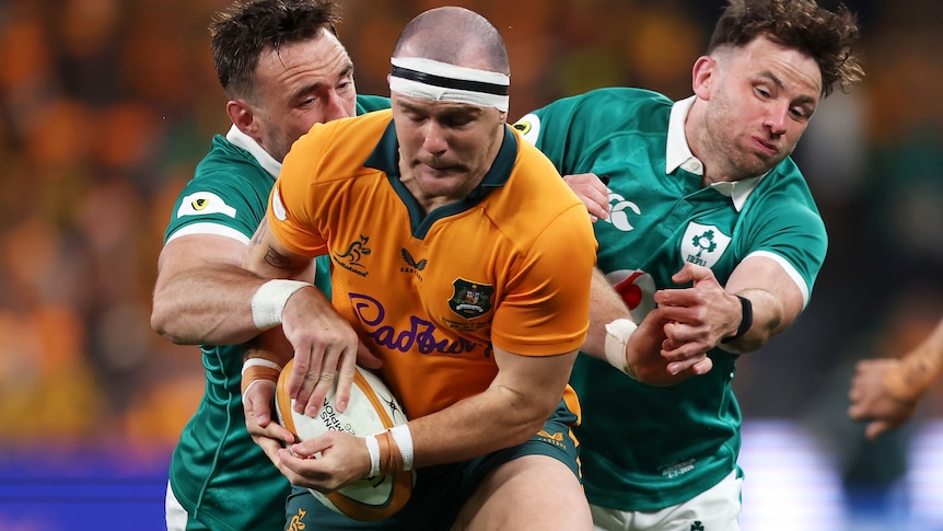 Live: Wallabies on top of Ireland in historic Test
