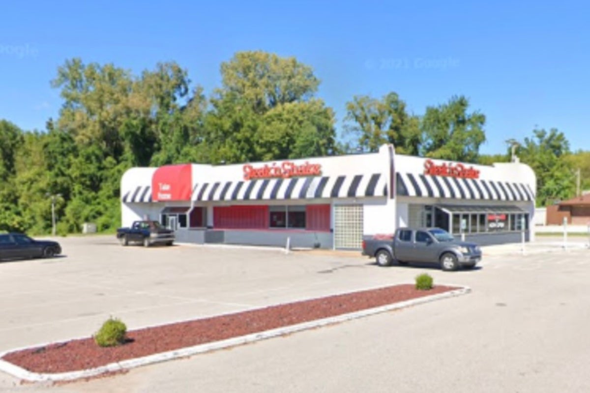 Woman killed after argument over onion rings at St Louis Steak ‘n Shake drive-thru
