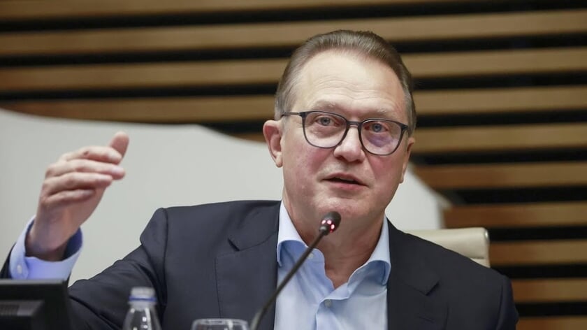 Activisten bestormen aandeelhoudersvergadering vleesbedrijf JBS