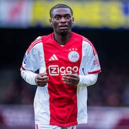 Mokio tekent langdurig contract bij Ajax: 'In heel Europa is zijn talent bekend'