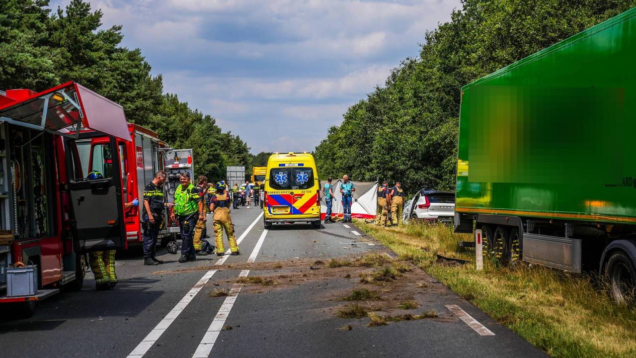 Deurnenaar (80) overleden bij ongeluk met vrachtwagen in Helmond