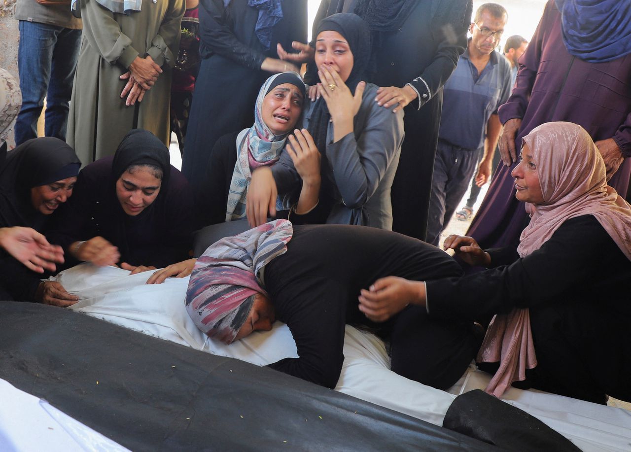 Israël doodt tientallen Palestijnen in Gaza-Stad