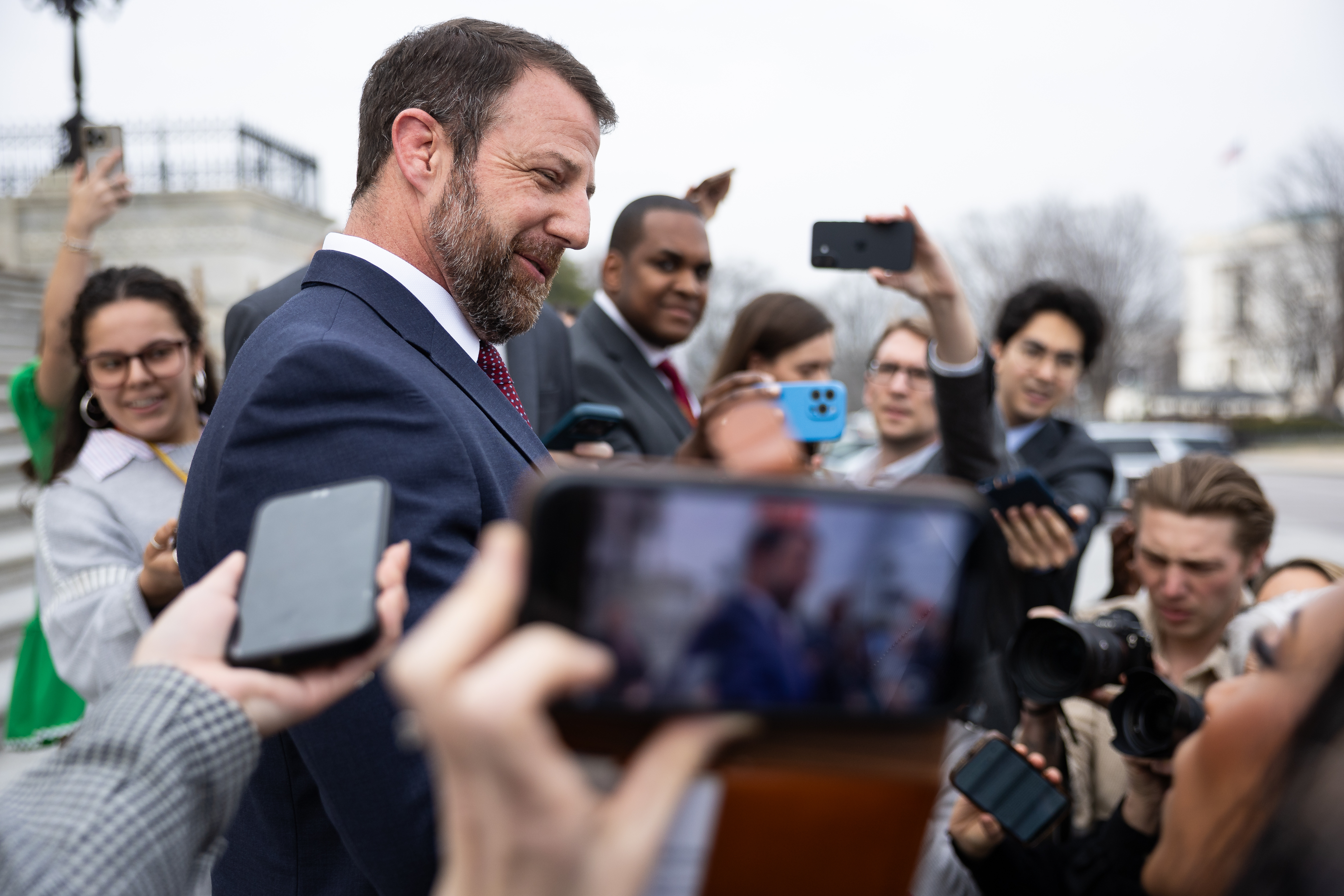 Markwayne Mullin faces a straightforward path to confirmation as DHS secretary