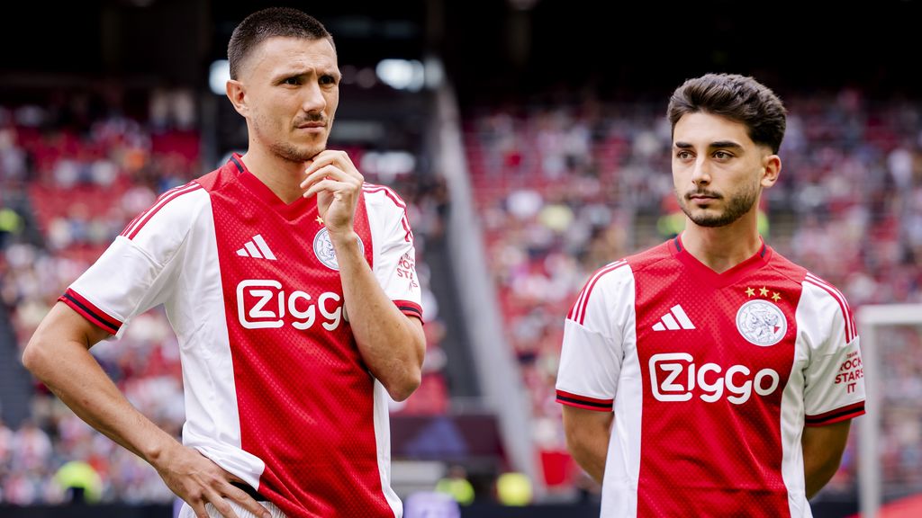 Bijna 300 miljoen uitgegeven, maar geen rode draad bij Ajax: 'We zijn heel ver van huis'