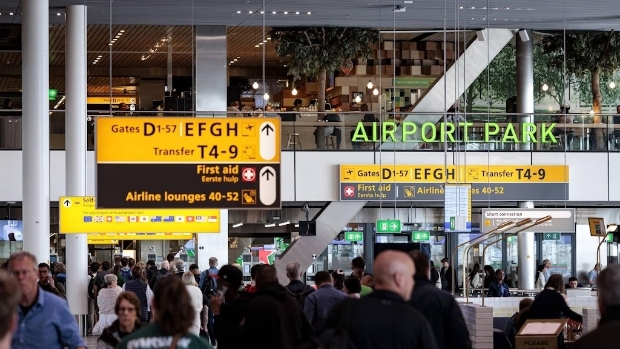 Schiphol schrapt geplande tariefstijging luchtvaartmaatschappijen