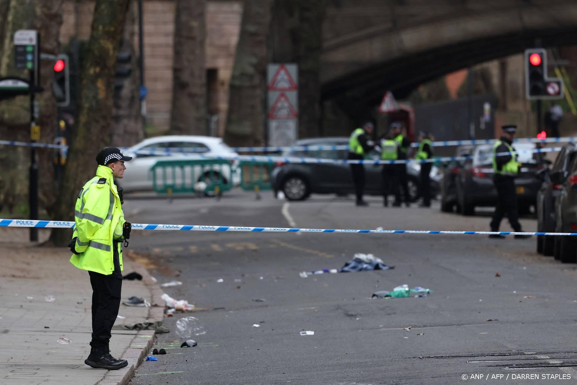 Auto rijdt in op voetgangers in Britse stad Derby