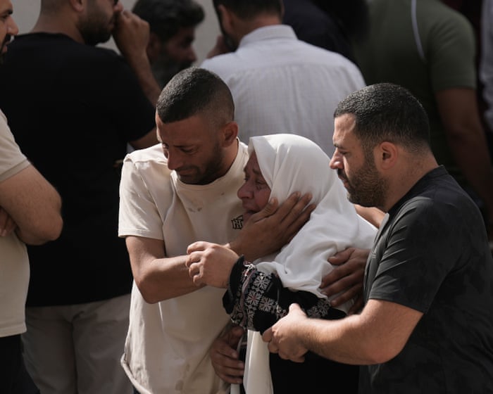 Four Palestinians and one Israeli killed during West Bank settler attack