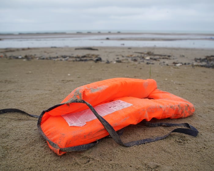 Four people found dead on small boats after trying to cross Channel