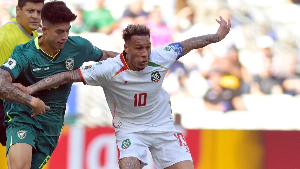 Chery stopt week na mislopen WK als international van Suriname: 'Onwerkelijke droom'