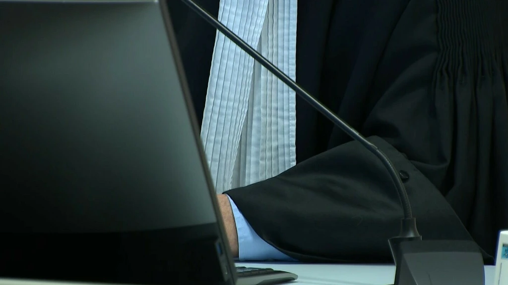 Rechtbank vraagt om ontslag rechter die duizenden 'onnodige' Woo-verzoeken deed