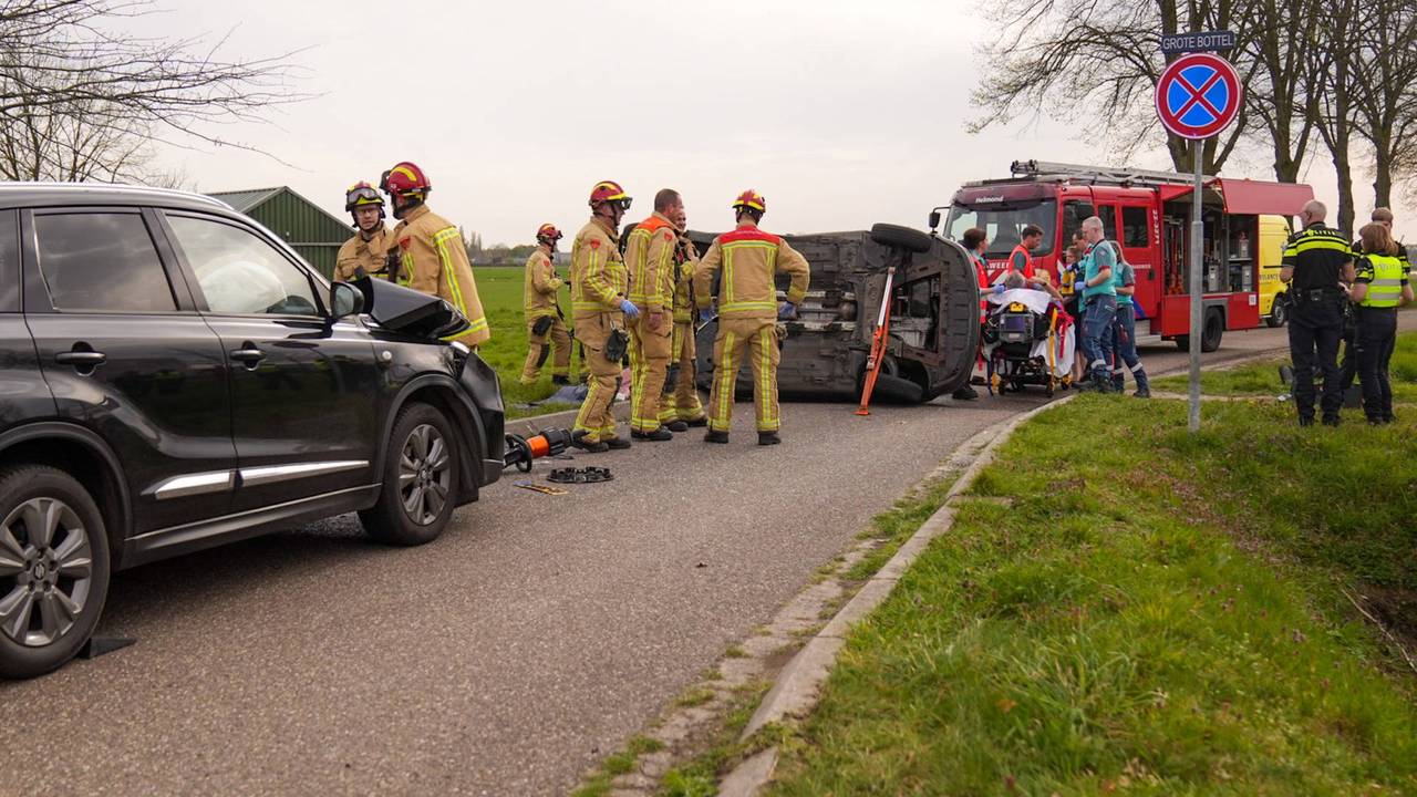 Botsing in Deurne: kinderen gewond naar het ziekenhuis