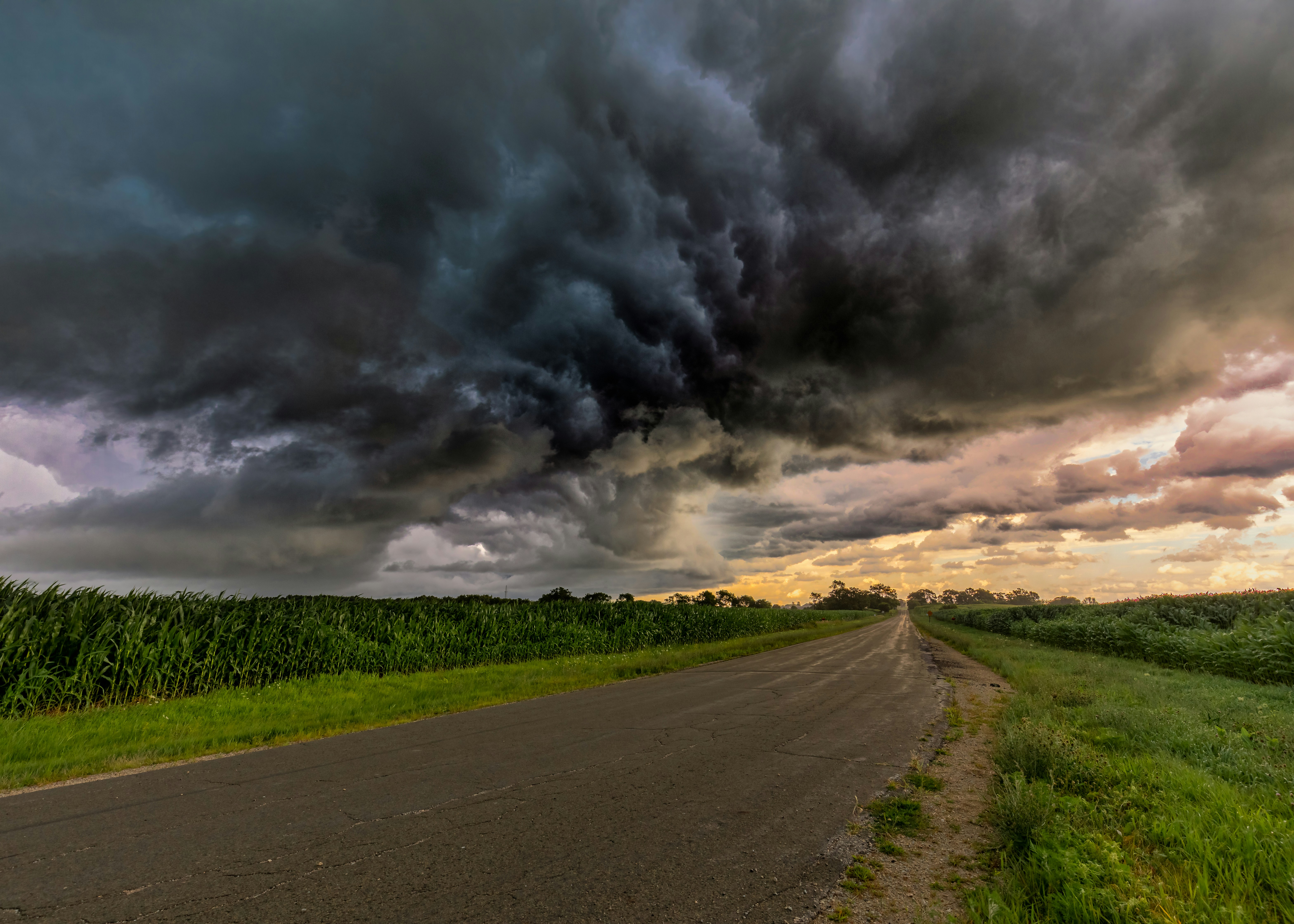 Van tropische hitte naar onweer en hagelbuien: ‘Het gaat vrijdag helemaal los’