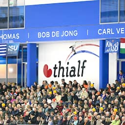 Live WK sprint | Kok, Schulting en Fledderus openen toernooi in Thialf