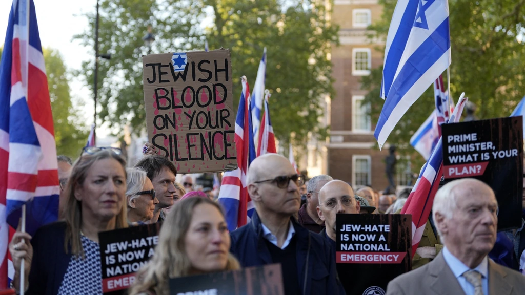 Verdachte mesaanval bij synagoge in Londen verdacht van nog een poging tot moord