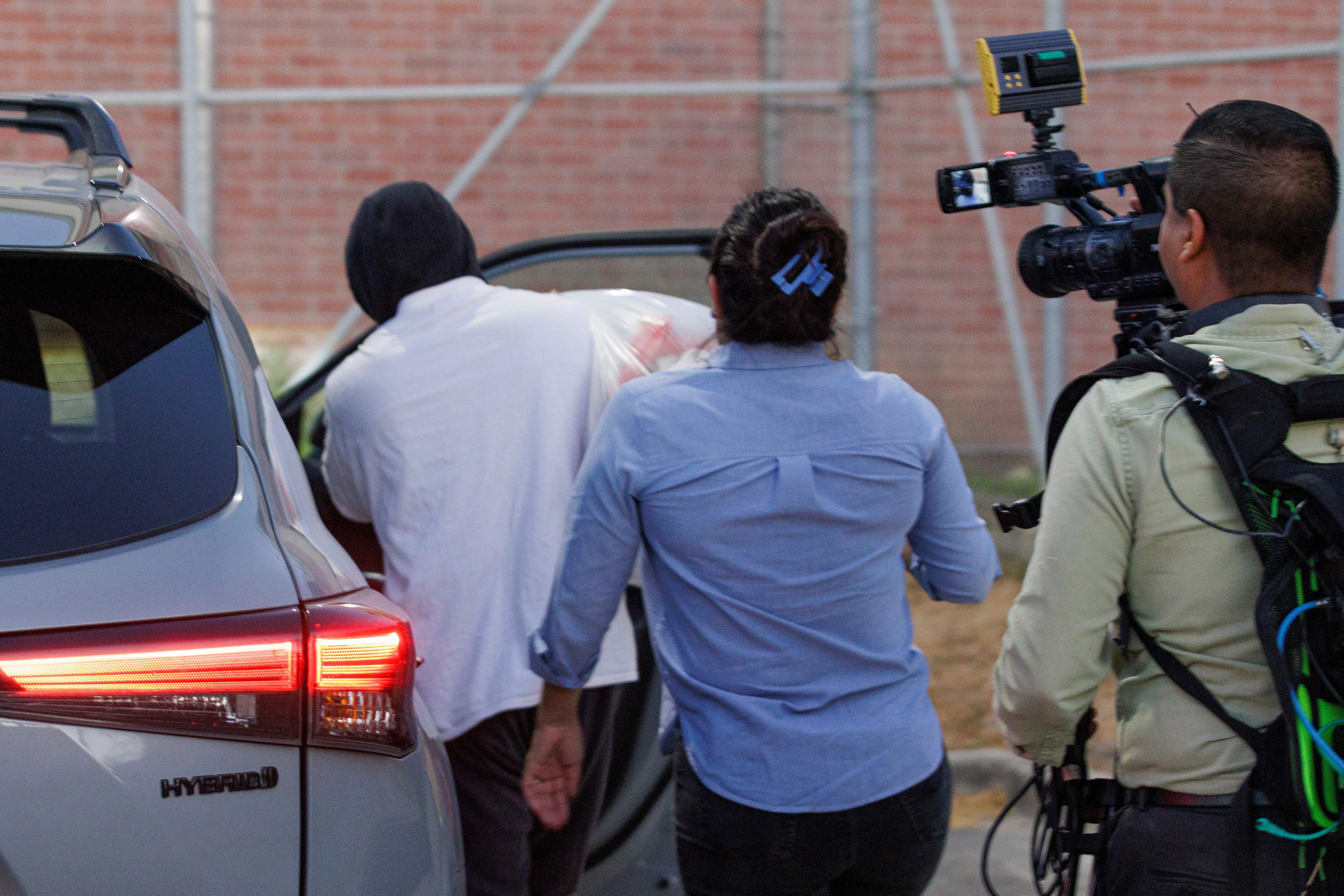 ICE officer faces federal charges for lying over shooting of Venezuelan immigrant