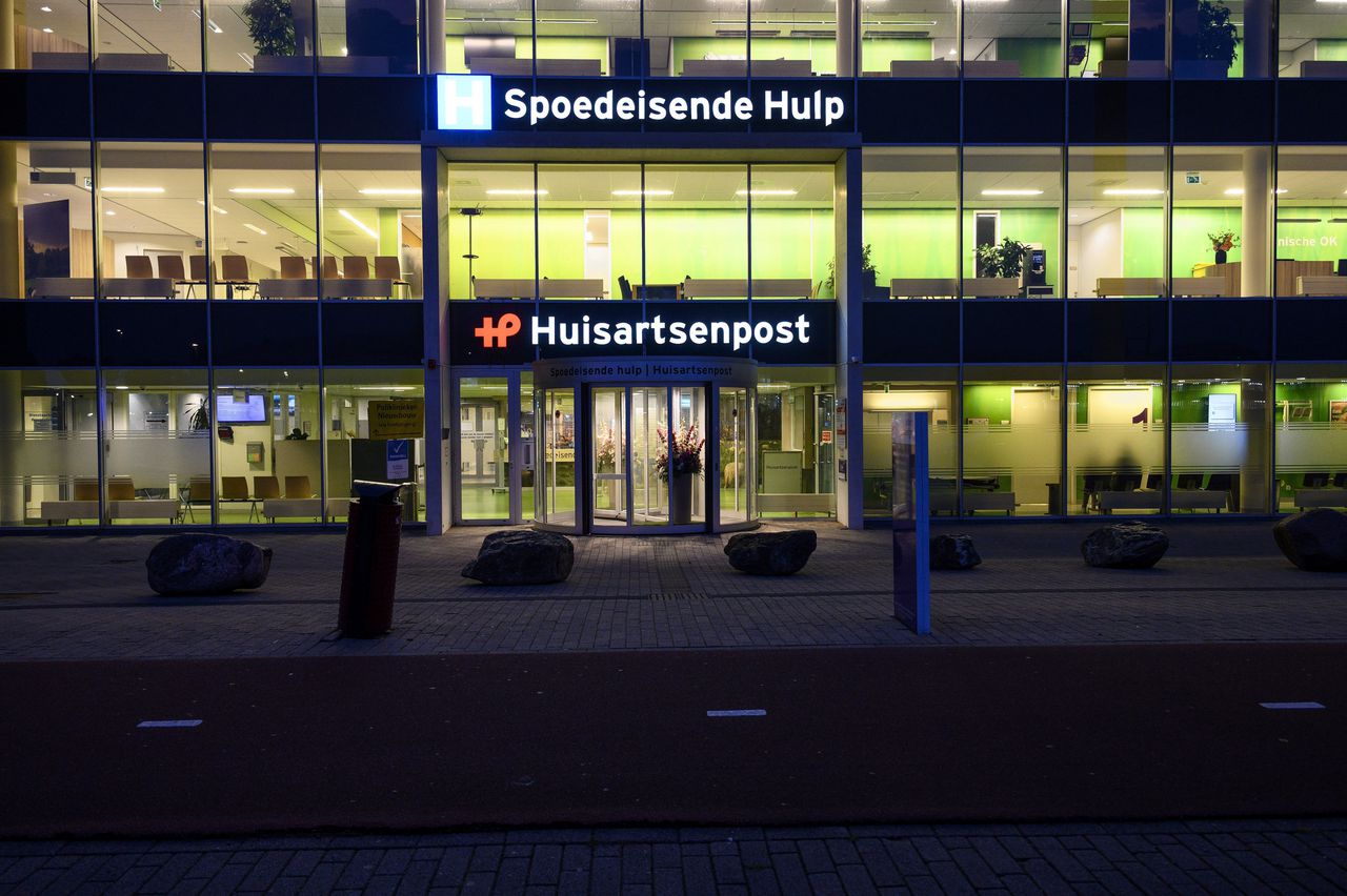 Steun van Tweede Kamer voor miljardenbezuiniging nog ver weg, ook al belooft de zorgminister de oppositie een ‘open mind’