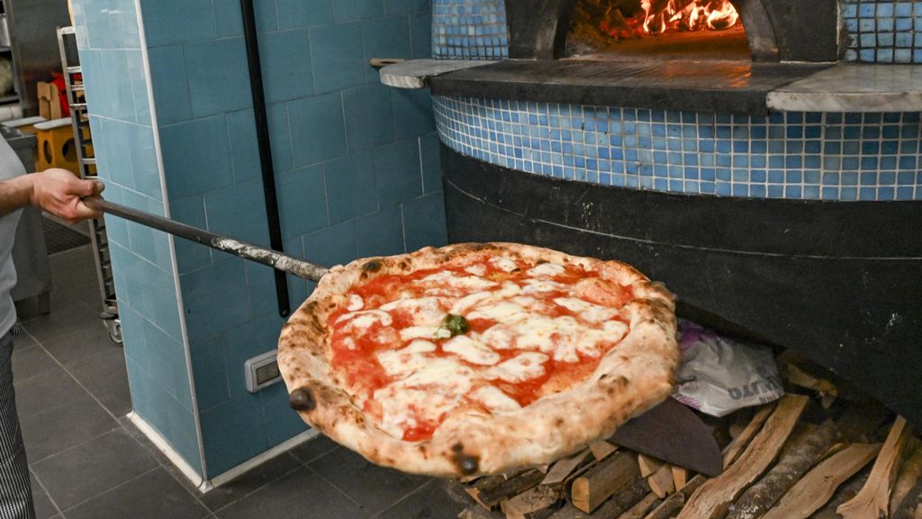 Pizzakoeriers in Amsterdam-Zuidoost massaal beroofd van hun... pizza's