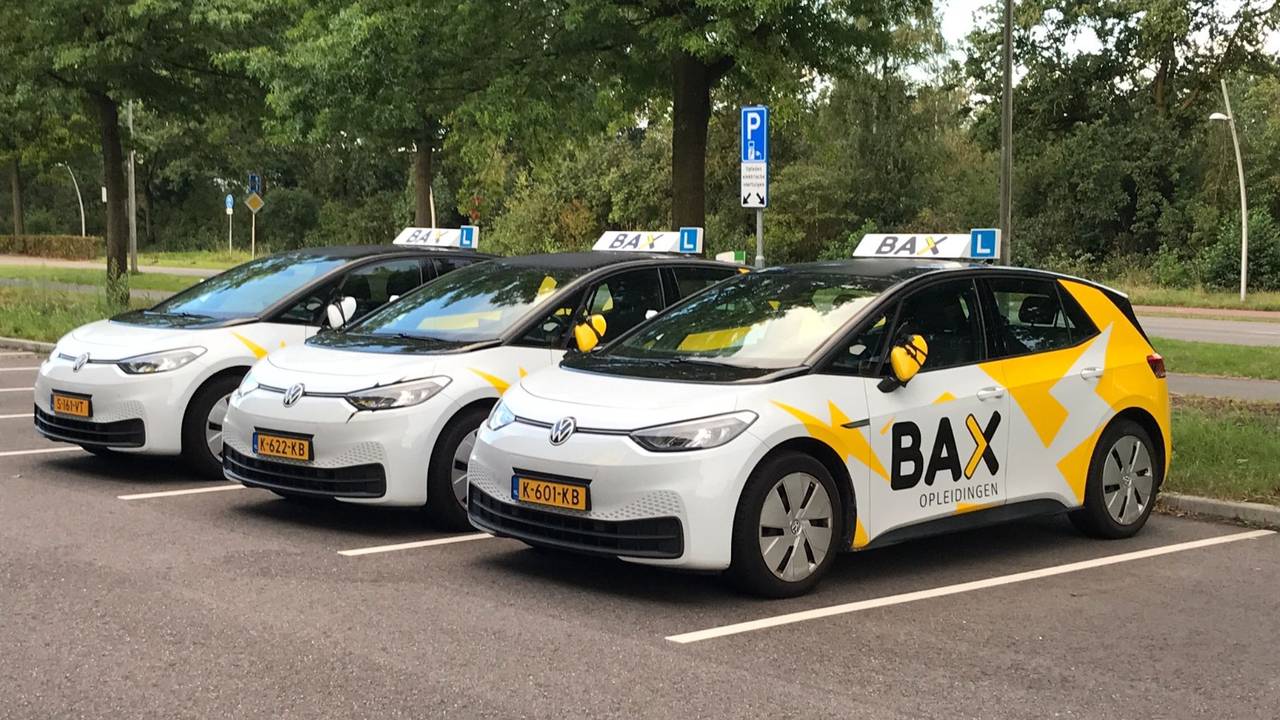 Steeds meer rijbewijzen voor rijden in automaat, maar jongeren twijfelen