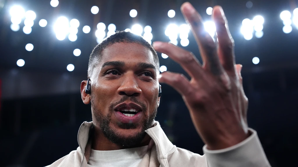 Joshua kondigt rentree na auto-ongeluk aan, mogelijk langverwacht gevecht tegen Fury