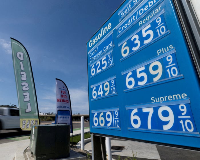 California drivers sue gas stations for allegedly using AI to inflate prices