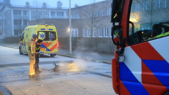 Bestuurder motorscooter gewond door crash tijdens achtervolging