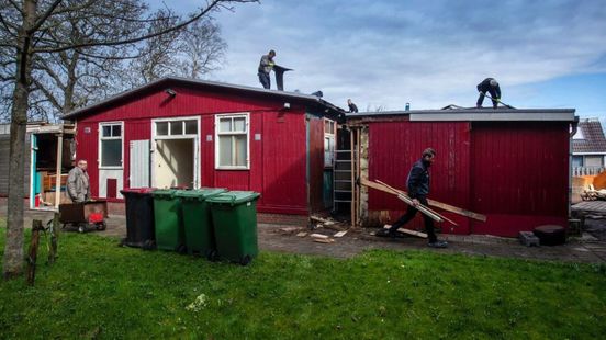 Duitse oorlogsbarak is gered van de sloop en verhuist naar Schiermonnikoog