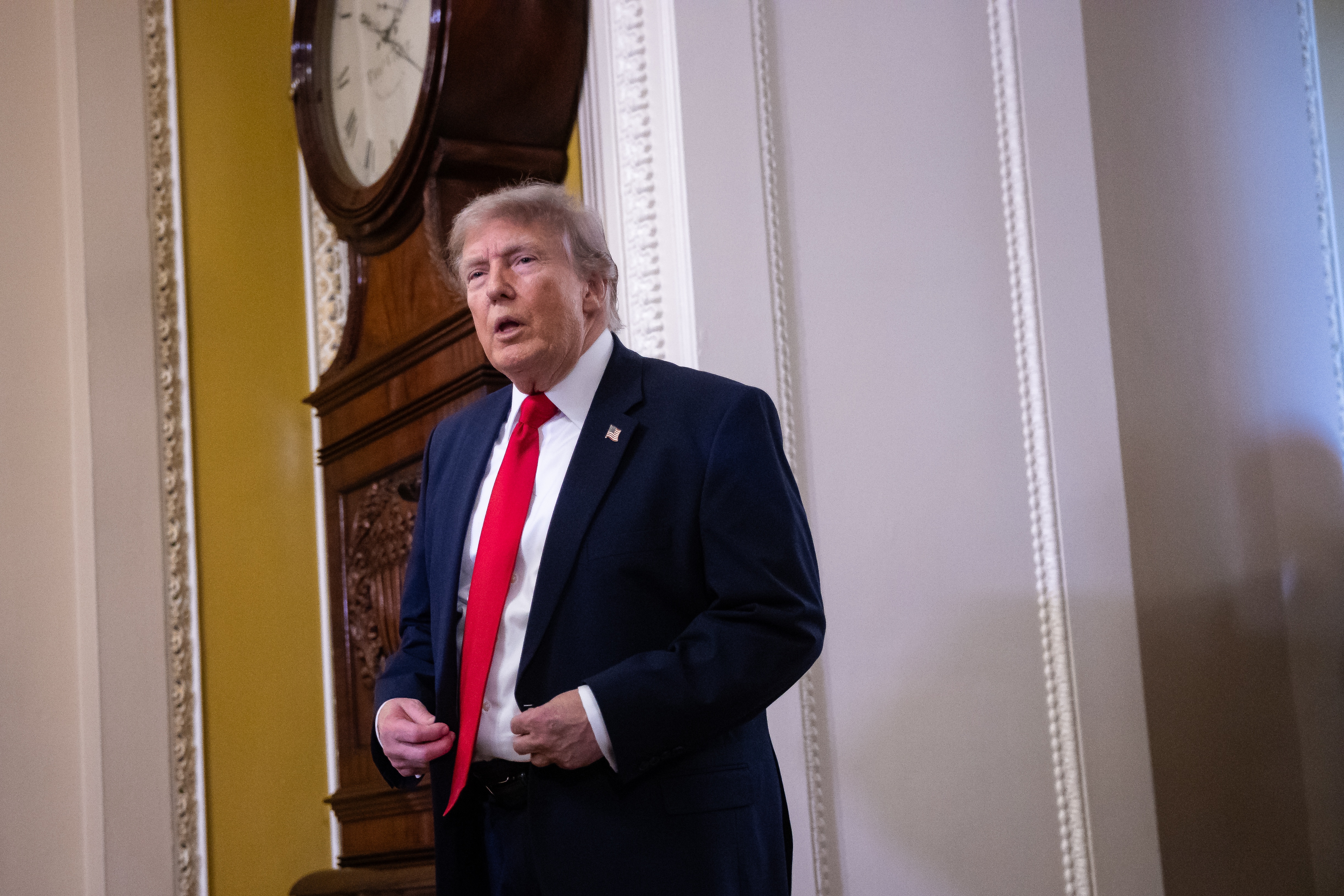 Trump calls on House GOP hard-liners to end floor blockade