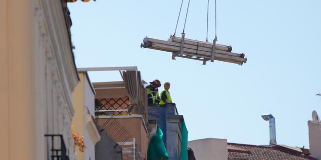 Effondrement d’un immeuble à Madrid : dix blessés et quatre ouvriers portés disparus, les secours mobilisés