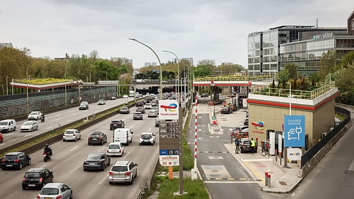 Construction workers block roads in France over soaring fuel prices