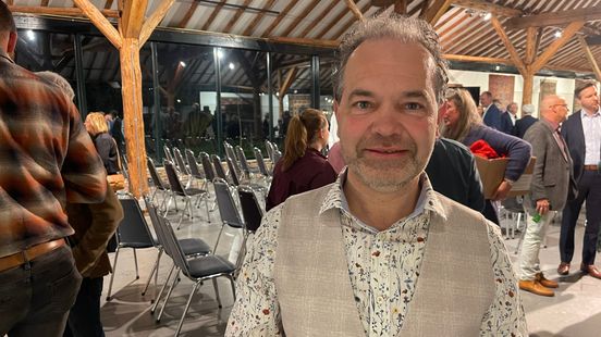 Raadslid kiest voor ‘memmetaal’ in het Westerkwartier: ‘As ik yn it Frysk begjin…’