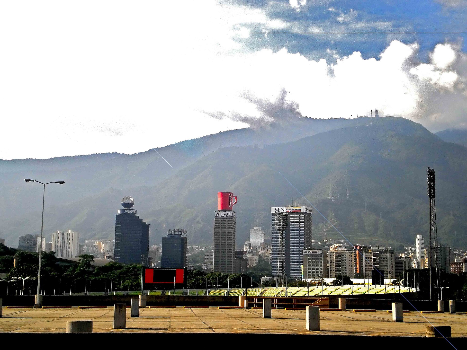 Ramp in Venezuela: dodental naar 589, Nederlands reddingsteam onderweg