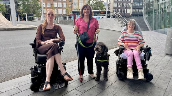 Minder plek voor rolstoelen in nieuwe bussen: 'We zijn totaal verbijsterd'