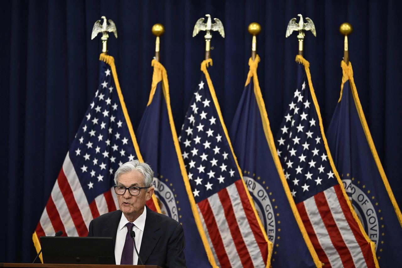 Fed-baas Powell breekt met traditie en verlaat de centrale bank niet. Dat leidt vrijwel zeker tot conflict met Trump