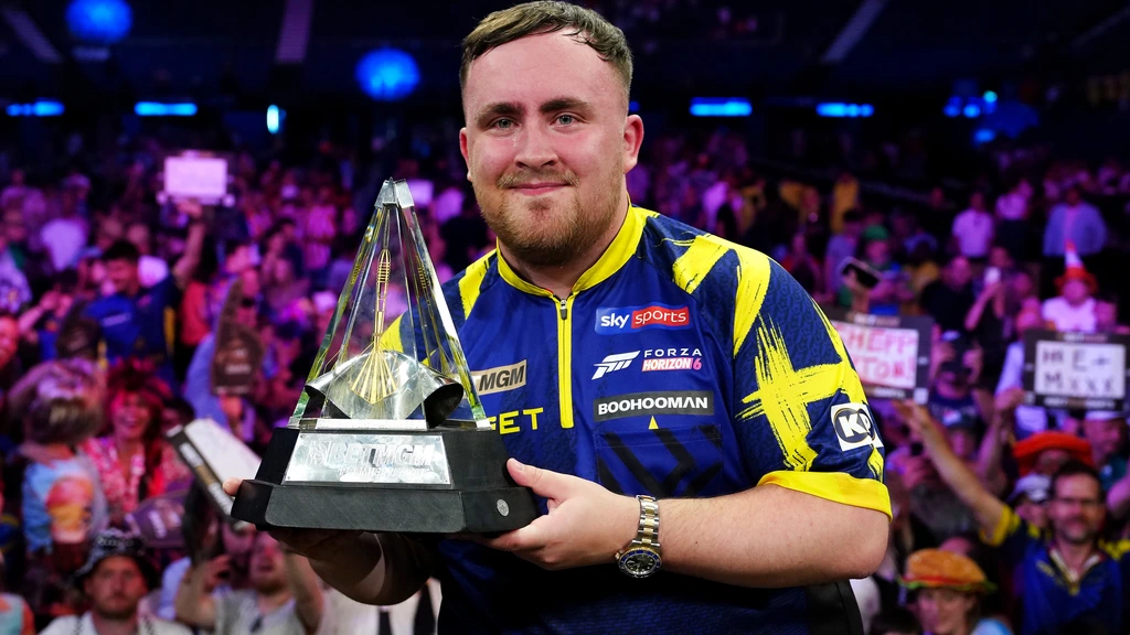 Littler wint finale Premier League Darts na zinderende zege op Humphries