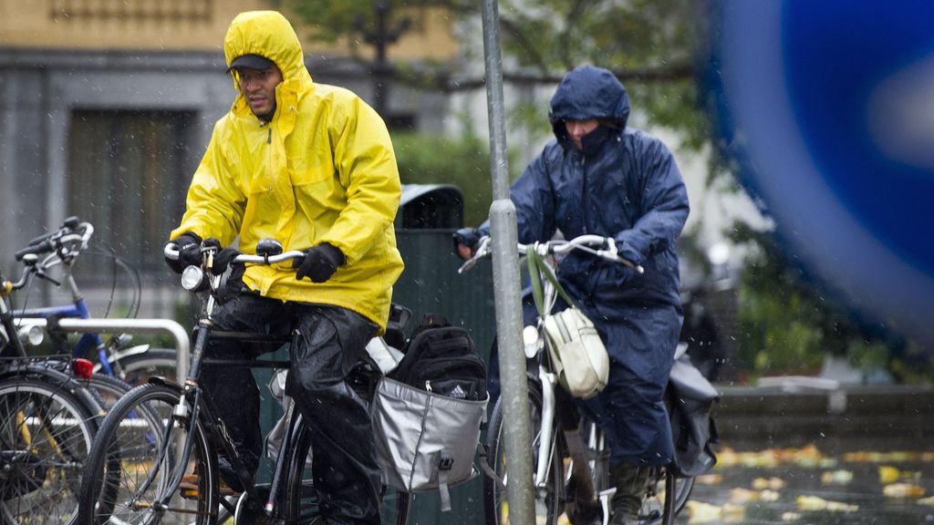 Onstuimig weekend voor de deur met veel wind en regen door ex-orkaan Humberto