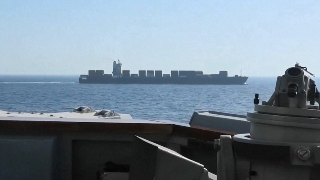 VS beschiet Iraans containerschip, Iran kondigt vergelding aan