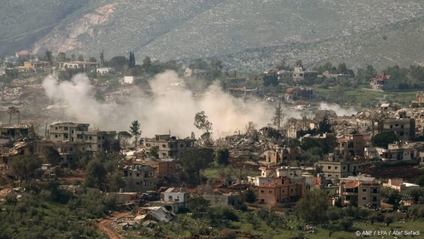 Libanon meldt 14 doden door aanvallen Israël op zondag