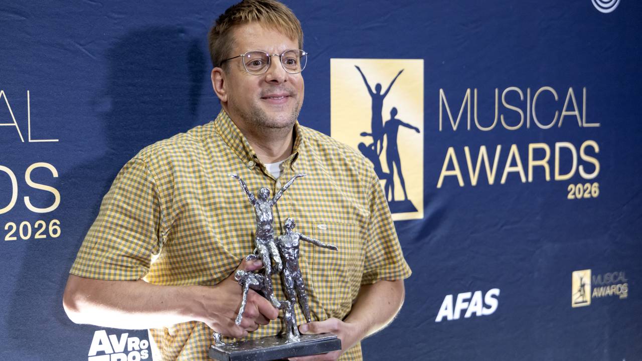 Alex Klaassen sleept prijzen binnen tijdens Musical Awards